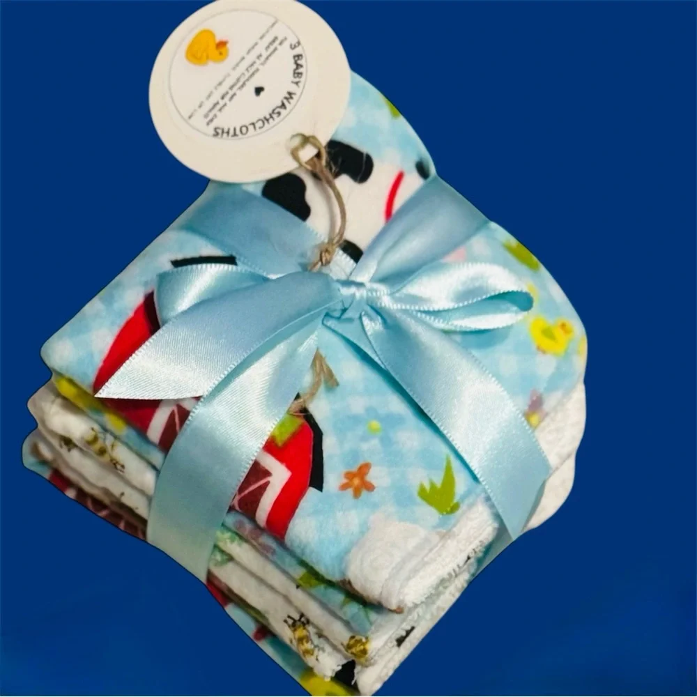 NWT Adorable handmade reusable baby/toddler washcloths.